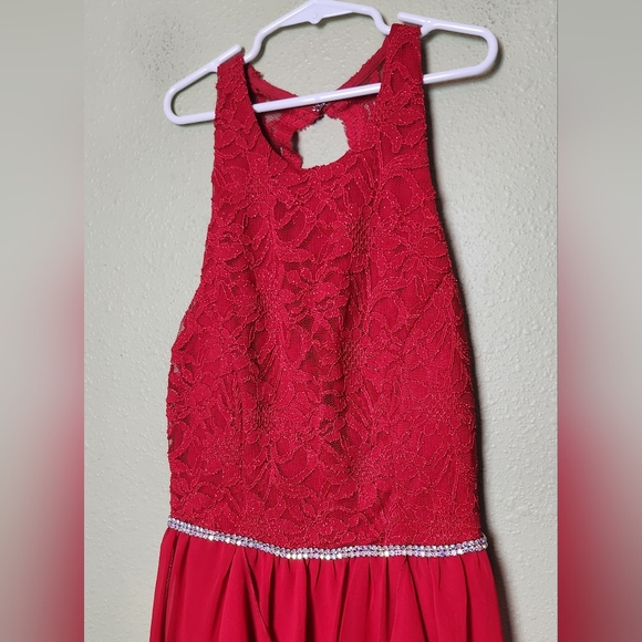NWT - City Studio Red Semi Formal Dress Juniors Size 5 - Picture 2 of 8